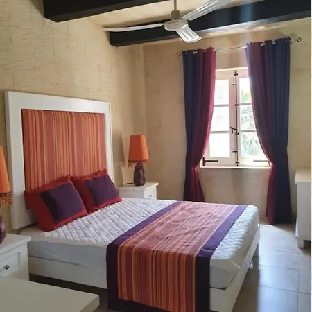 Bed & Breakfast Petra 4*