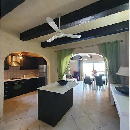 Petra 4* Nadur